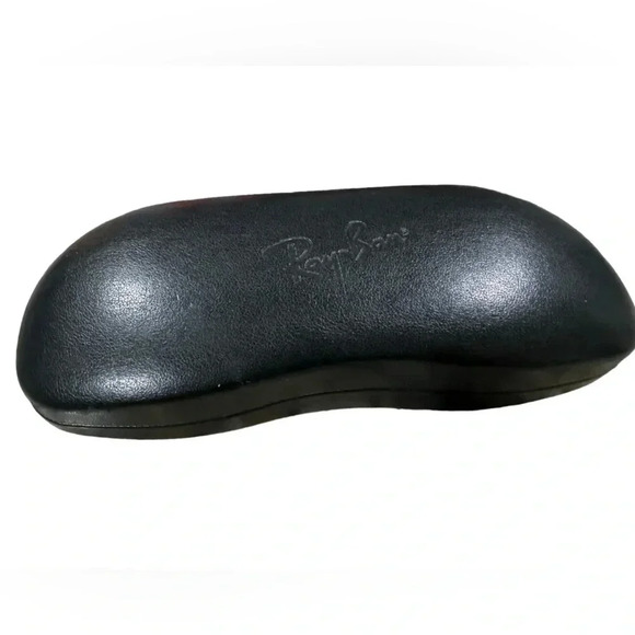 Rayban Black eyeglass or Sunglasses Holder Hard Sided Clamshell Snap - Picture 1 of 4